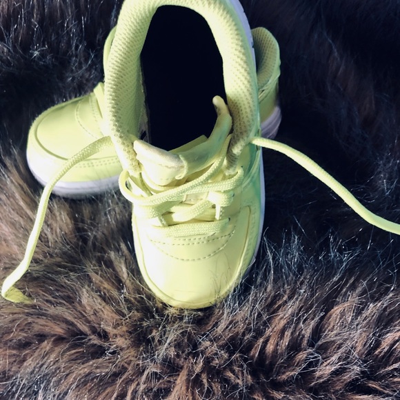 Nike AIR FORCE 1 - Picture 6 of 6